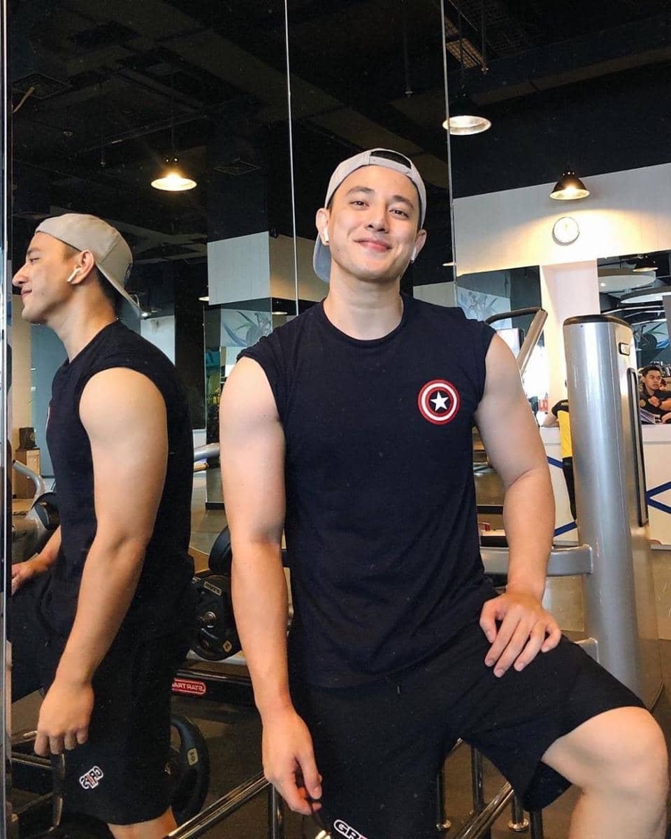 instagram.com/billydavidson_