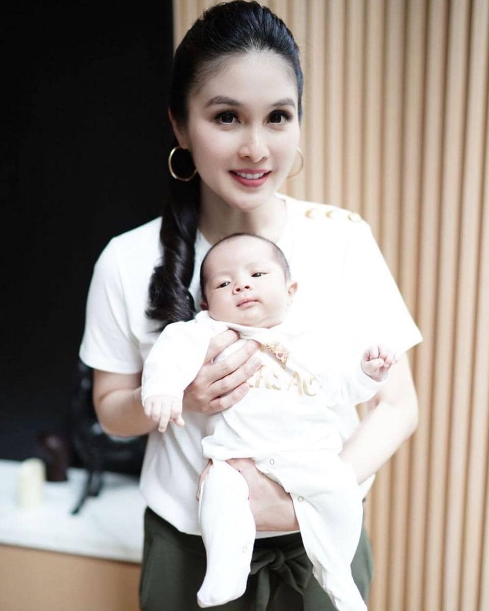 instagram.com/mikhaelmoeis2