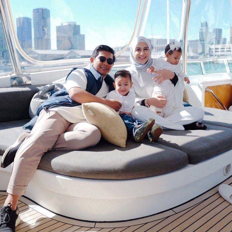 instagram.com/ninazatulini22