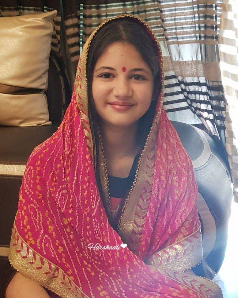 Instagram.com/harshaalimalhotra_03