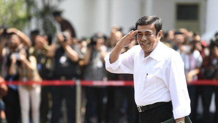 (Menteri Agama Fachrul Razi) ANTARA FOTO/Puspa Perwitasari