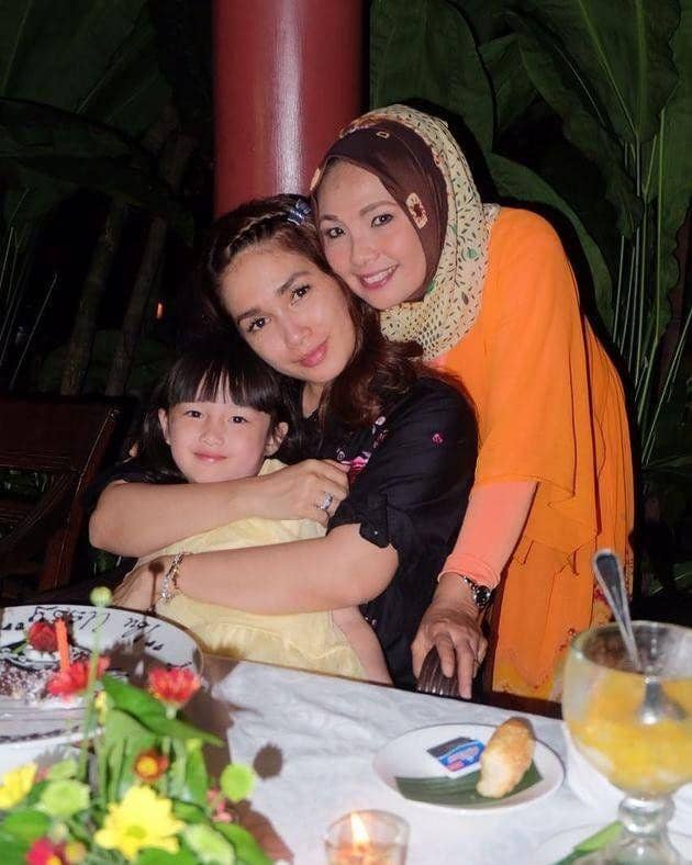 Instagram.com/ussypratama/