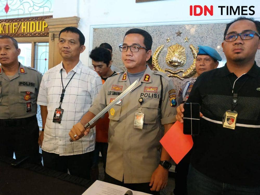 Dalam aksinya, Alankd an Imron sudah membagi tugas. IDN Times/Fitria Madia