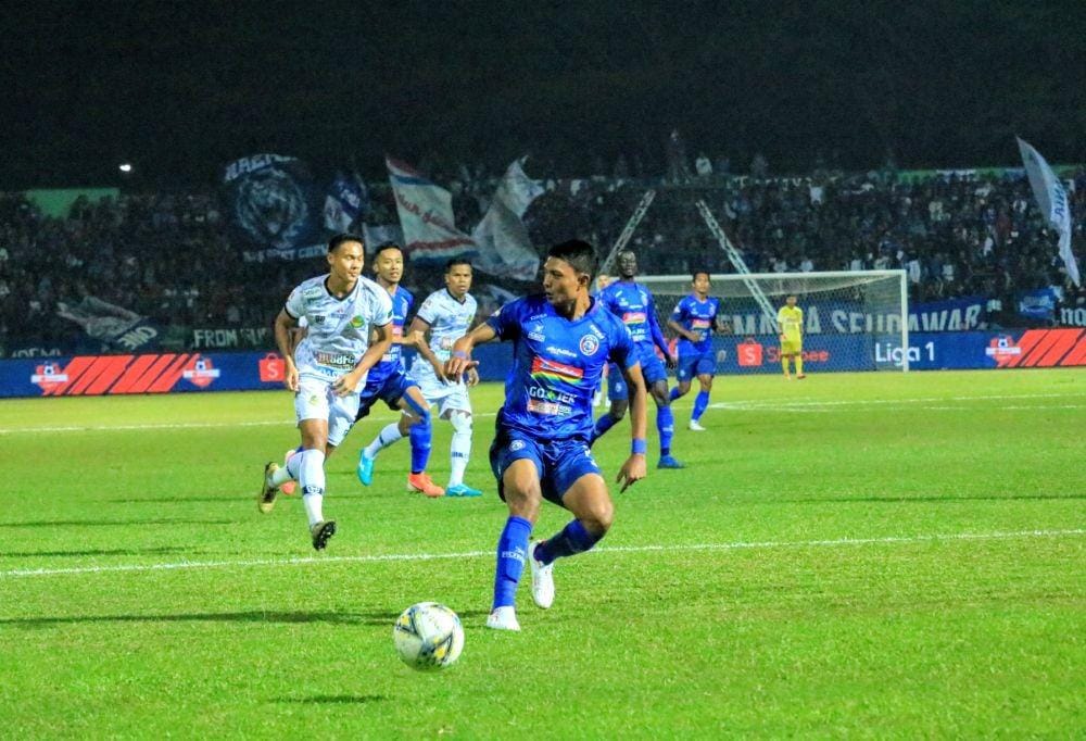 Striker Arema FC, Dedik Setiawan saat menghadapi PS Tira Persikabo pada putaran pertama liga 1 lalu. IDN Times/ Alfi Ramadana