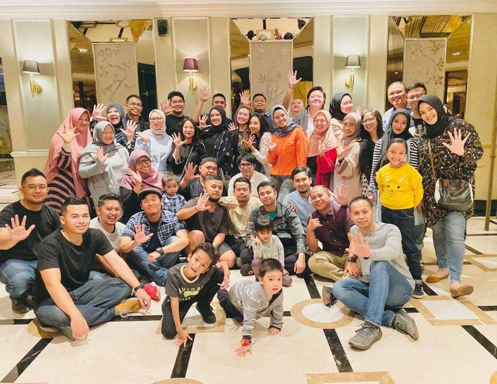 instagram.com/raffinagita1717