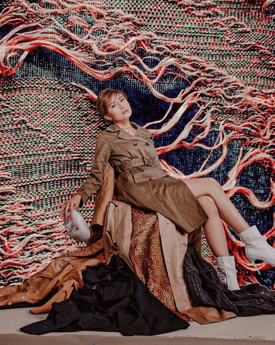 instagram.com/awkarin