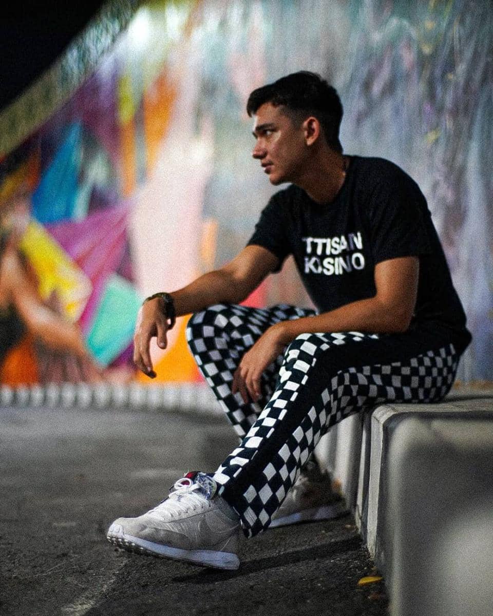 instagram.com/adipati