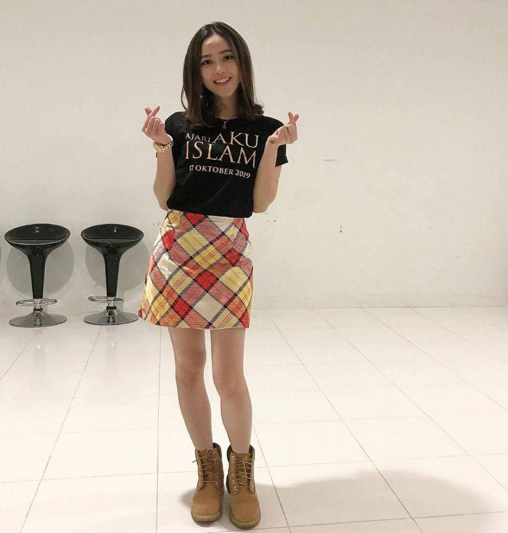 Instagram.com/rebeccaregina05