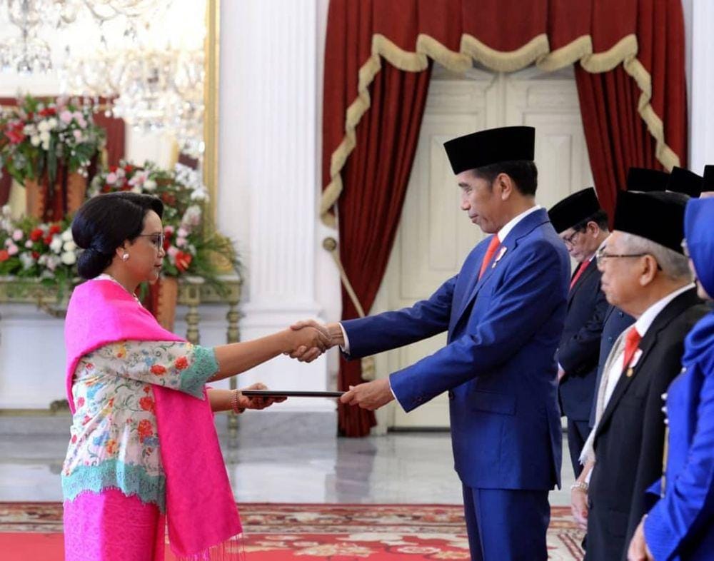 instagram.com/retno_marsudi