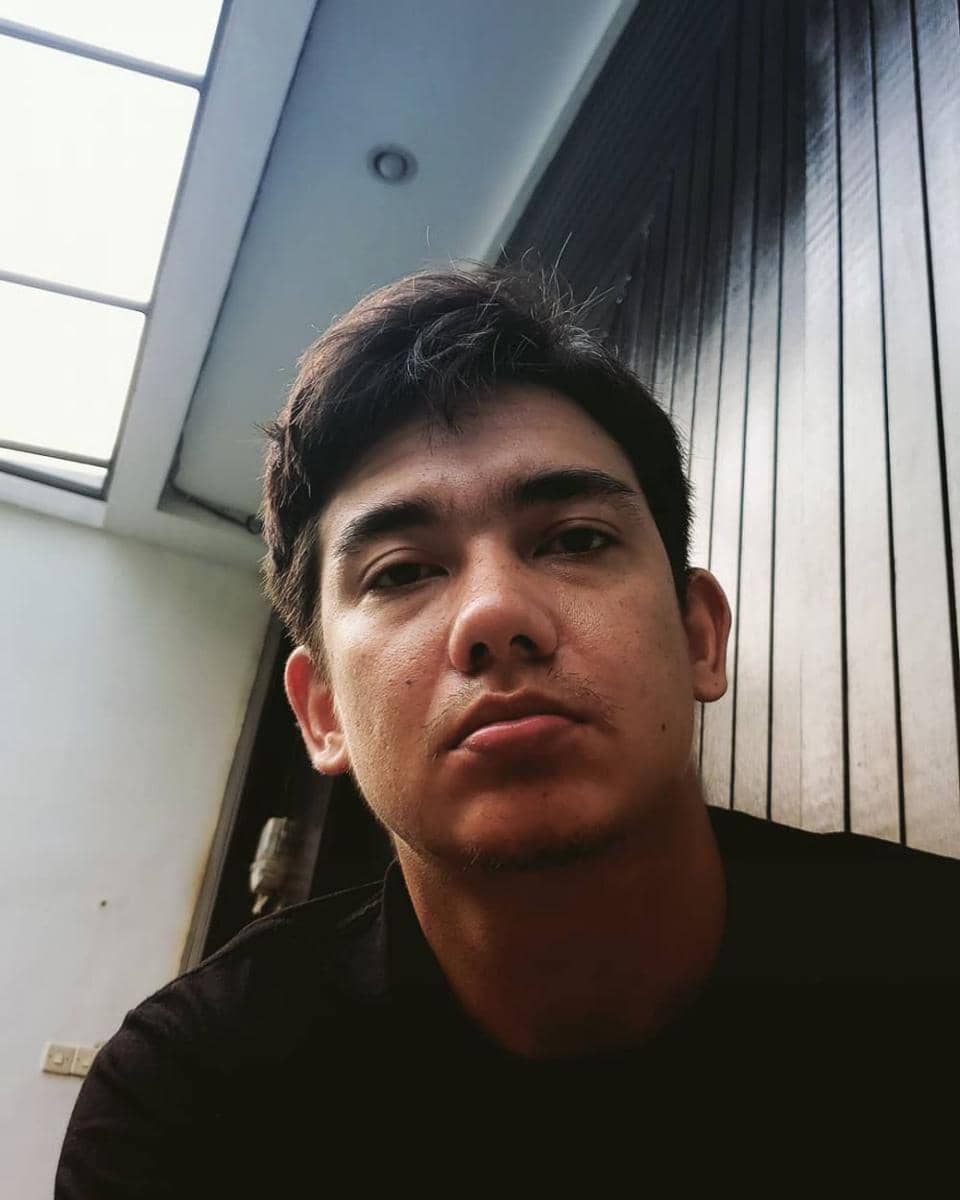 instagram.com/adipati