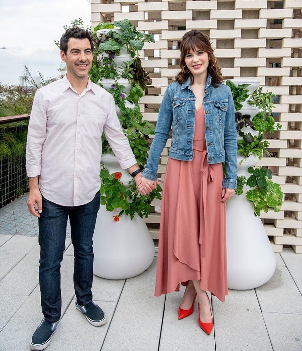 Instagram.com/zooeydeschanel