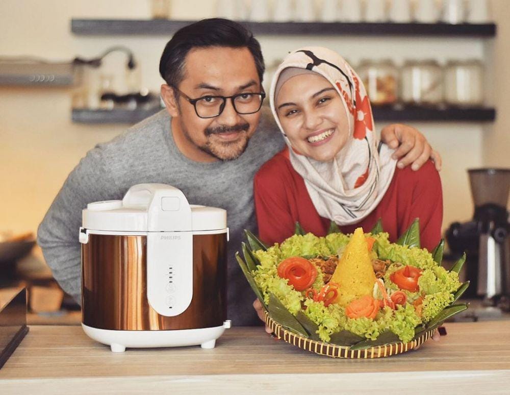 Instagram.com/zeezeeshahab