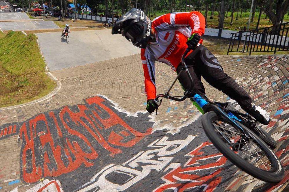 Atlet BMX Timnas Indonesia saat berlaga di Sirkuit BMX Muncar, Kabupaten Banyuwangi. IDN Times/Istimewa