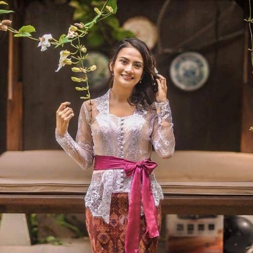 instagram.com/vanessaangelofficial