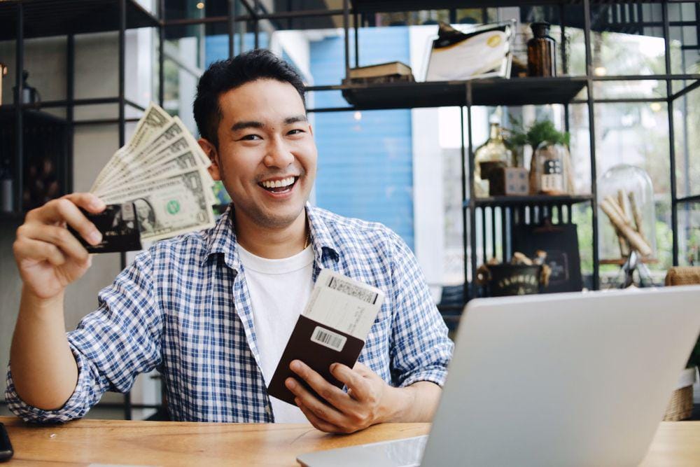 Shutterstock/little star