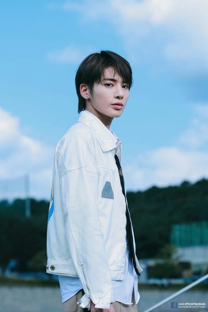 facebook.com/TXT.bighit