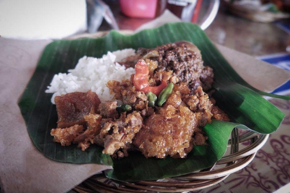 instagram.com/adera_ega