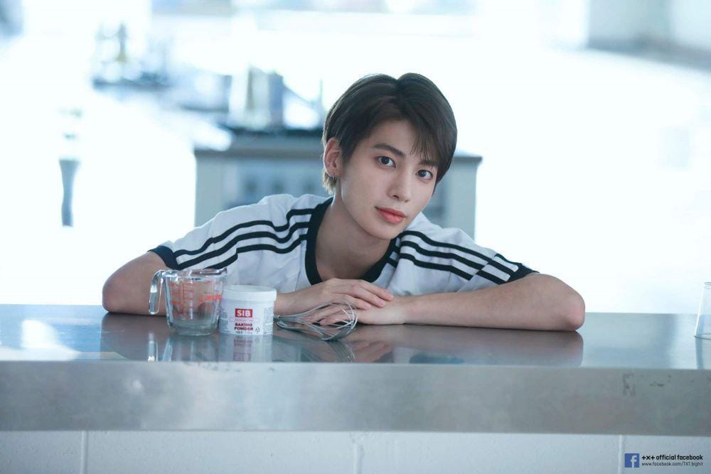 Facebook.com/TXT.bighit