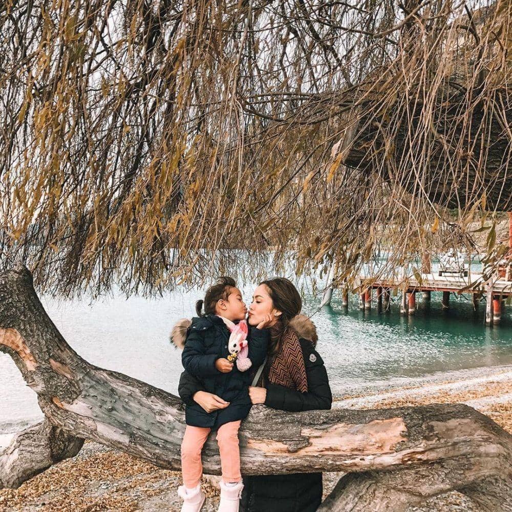 instagram.com/cathysharon