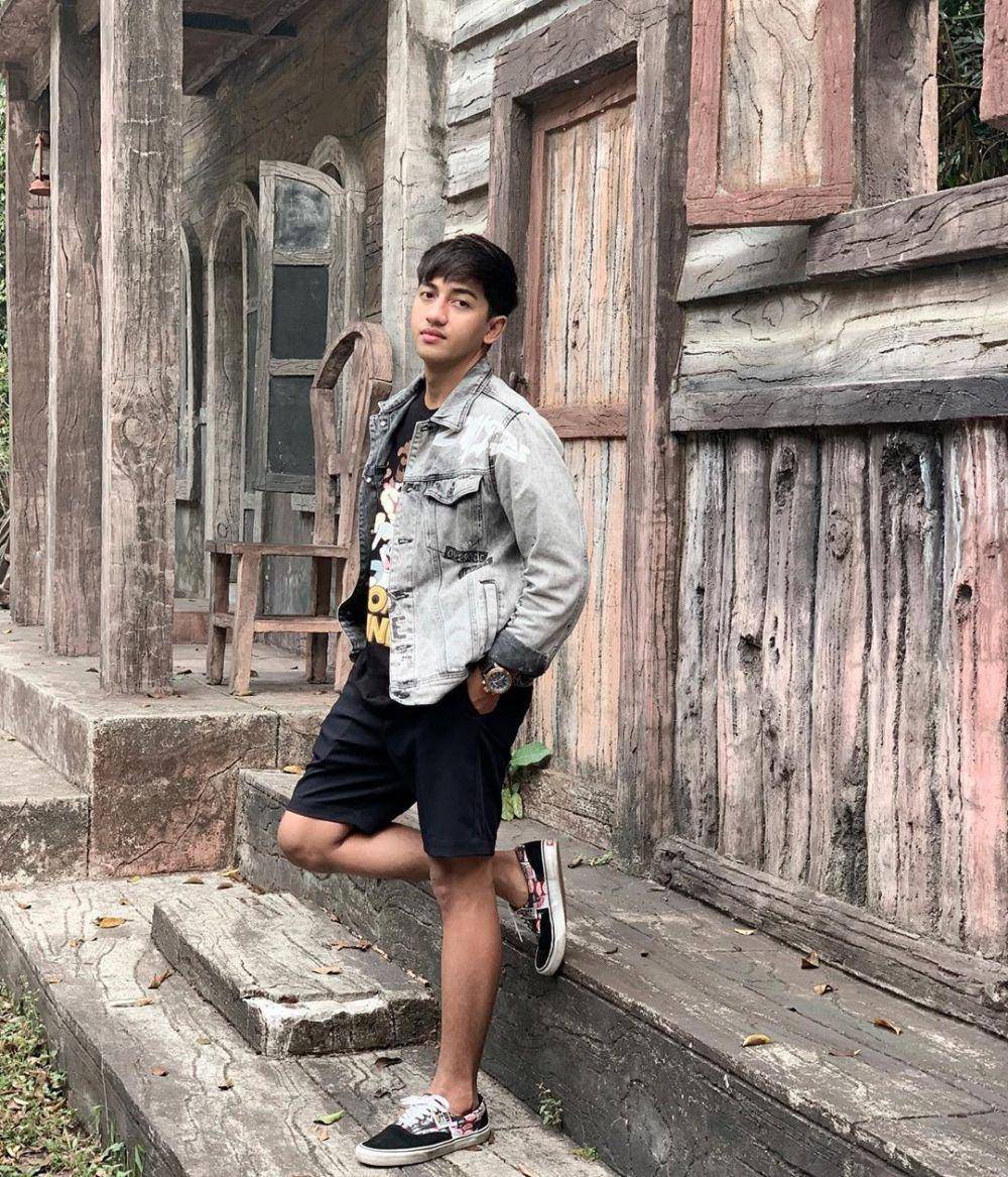 Instagram/harrisvriza