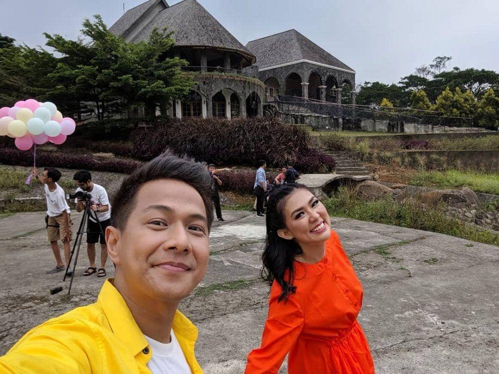 instagram.com/delonthamrinofficial