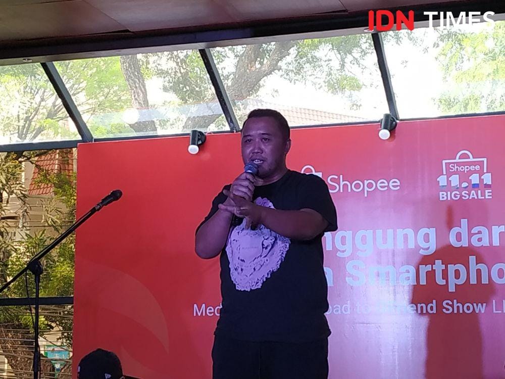 Ardianto selaku Founder Foto Konser menjelaskan tips mendapatkan foto terbaik. 24 Oktober 2019. IDN Times/Nadia Umara