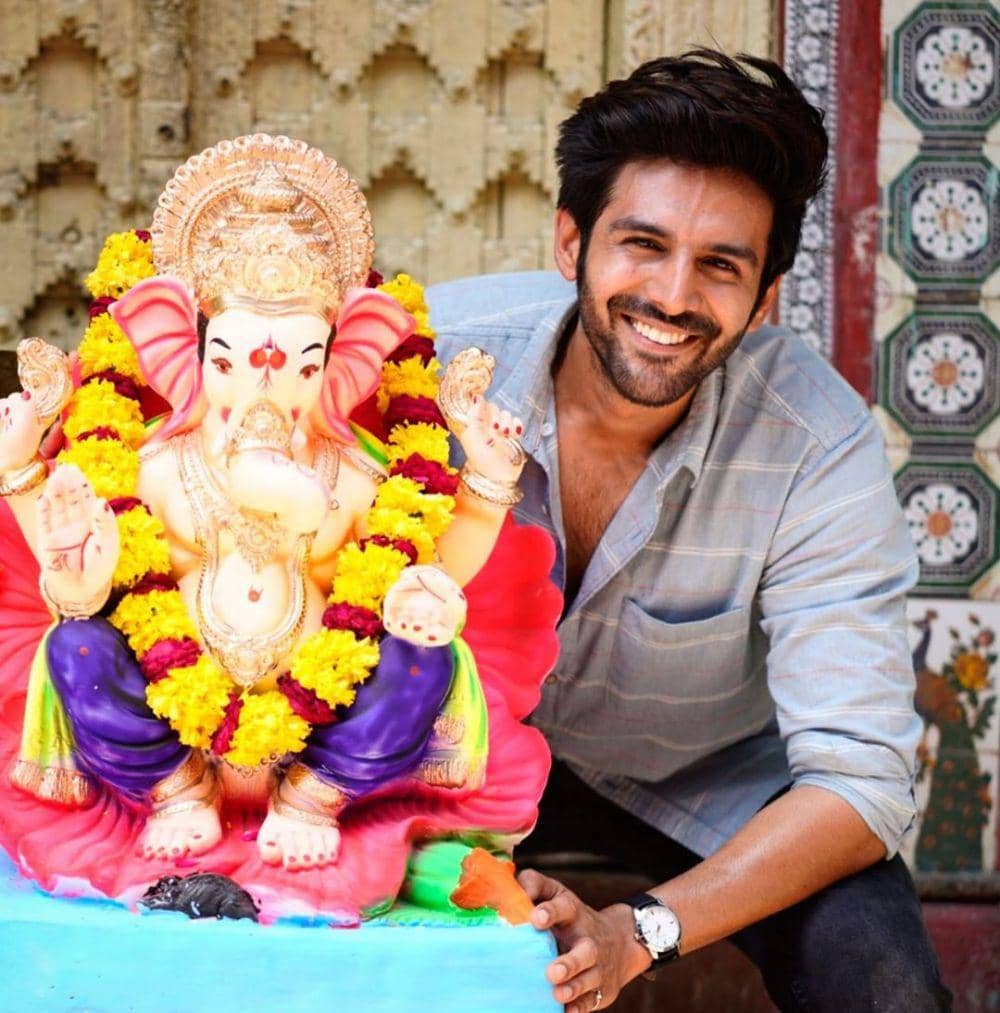Instagram.com/kartikaaryan