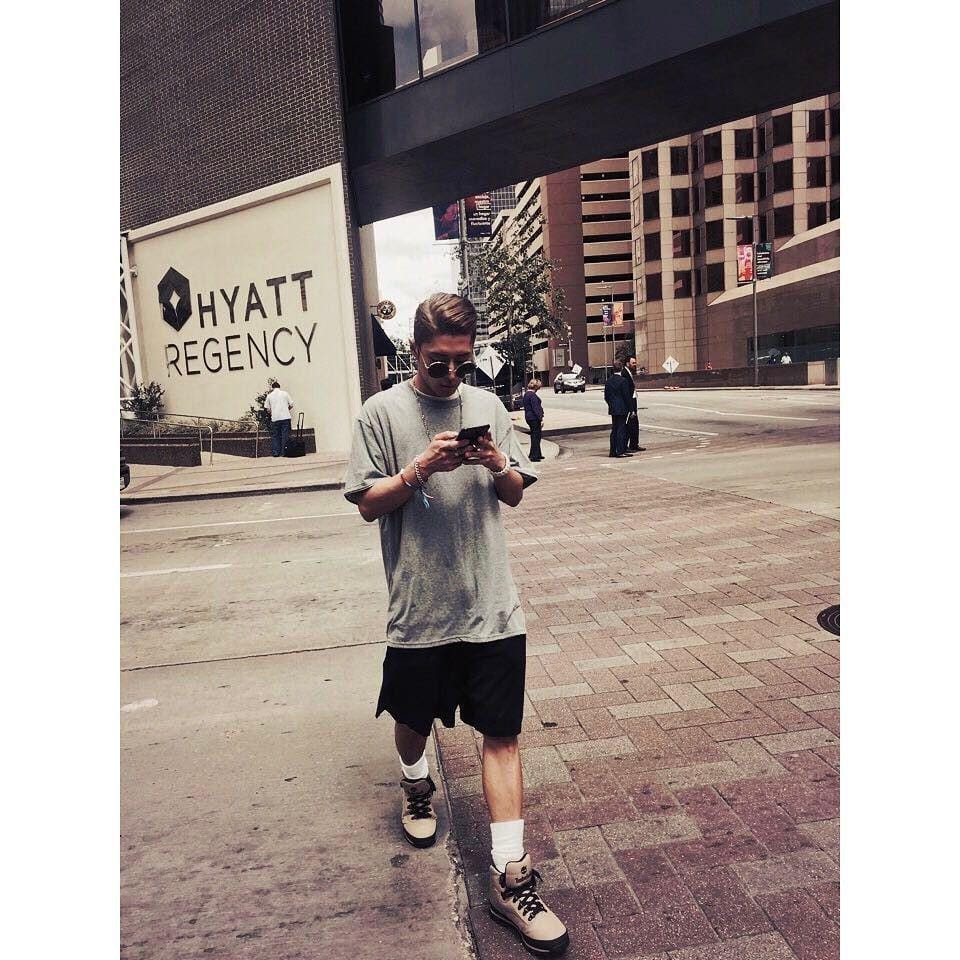 instagram.com/j.seph_