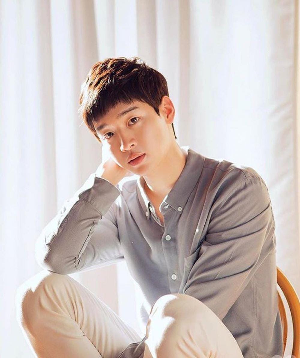 instagram.com/jangdongyoon