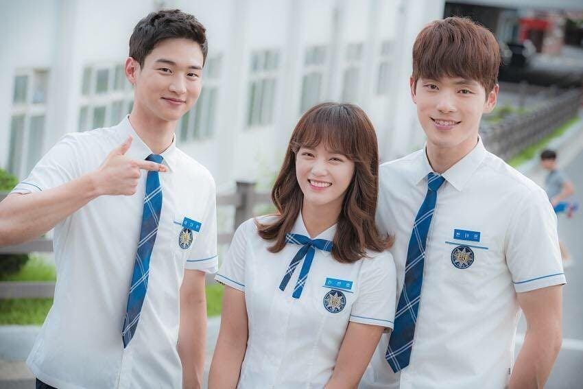 instagram.com/jangdongyoon