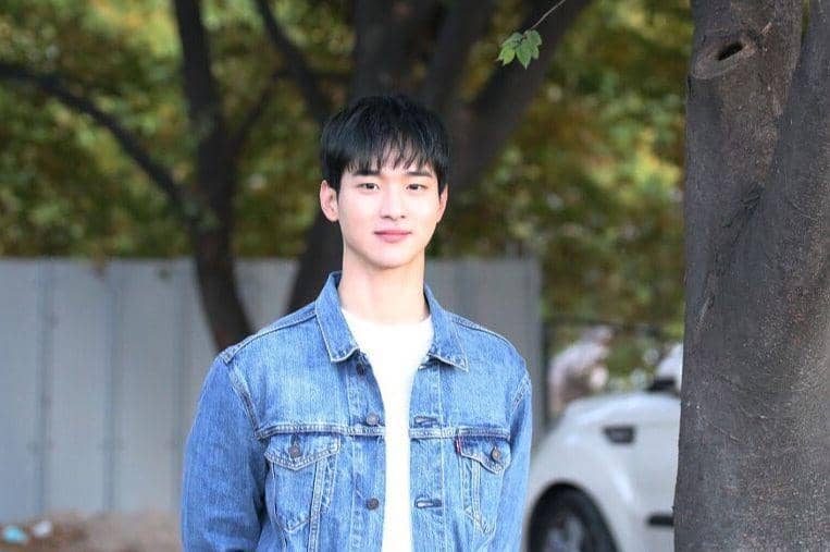 instagram.com/jangdongyoon