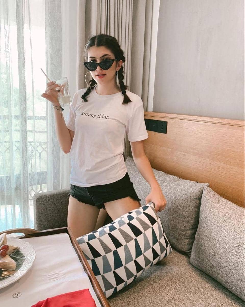 Instagram.com/agathavalerie