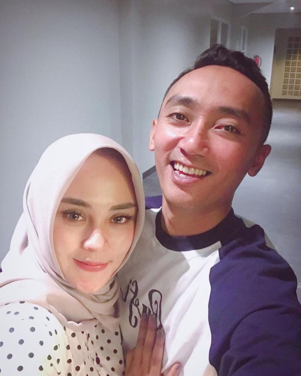 instagram.com/dithapurwana