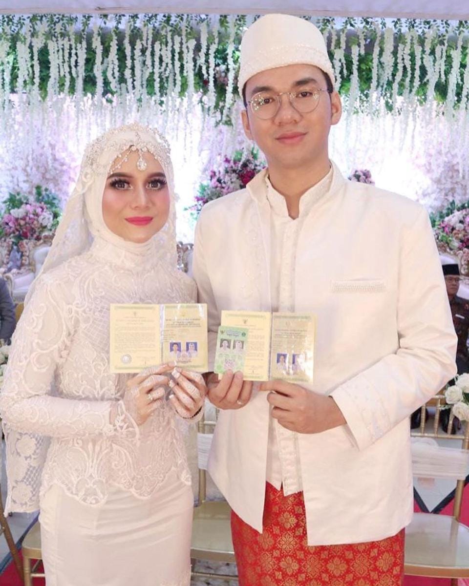 instagram.com/ryana_dea