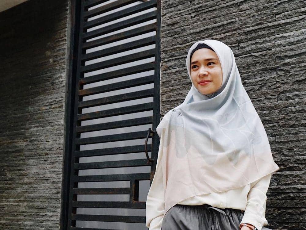 9 Potret Terkini Kaditha Ayu, Semakin Cantik dengan Balutan Hijab