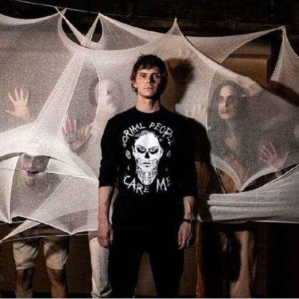 Instagram.com/evan_peters