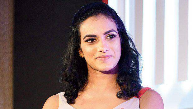 Bak Model, Intip 10 Gaya Fashion Pebulutangkis PV Sindhu Di Luar Arena