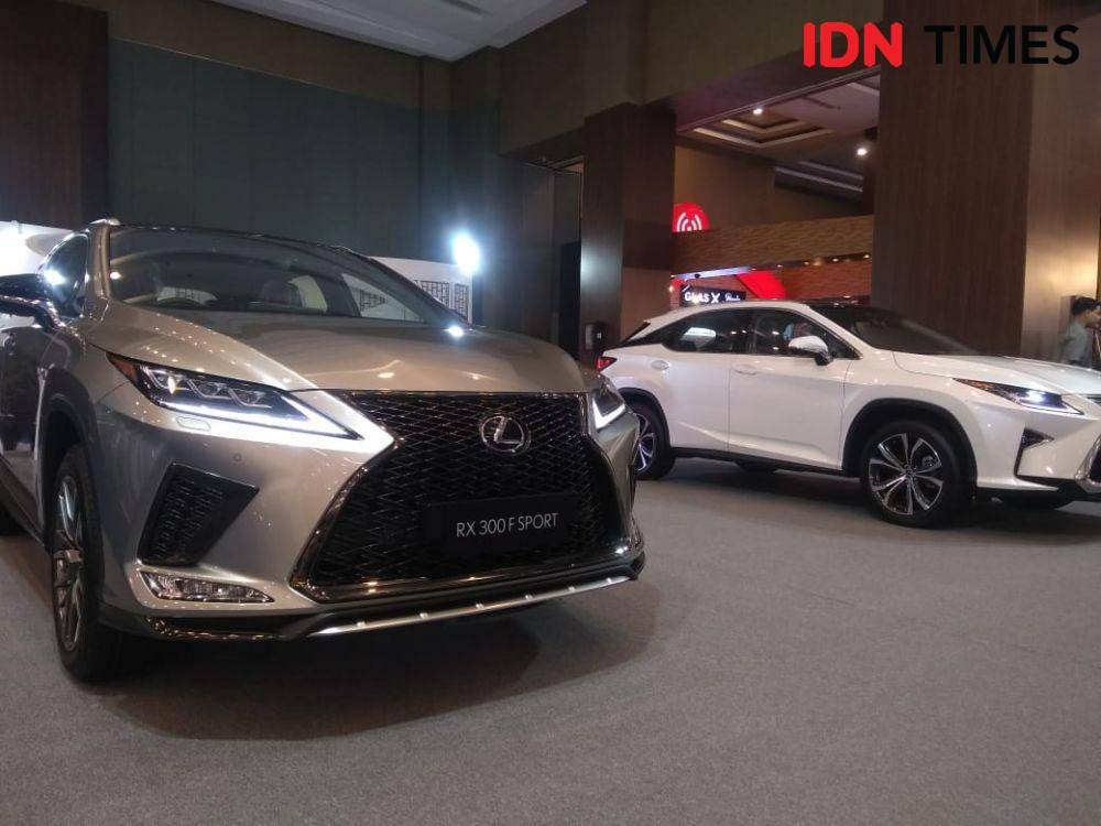 Mobil Lexus RX300