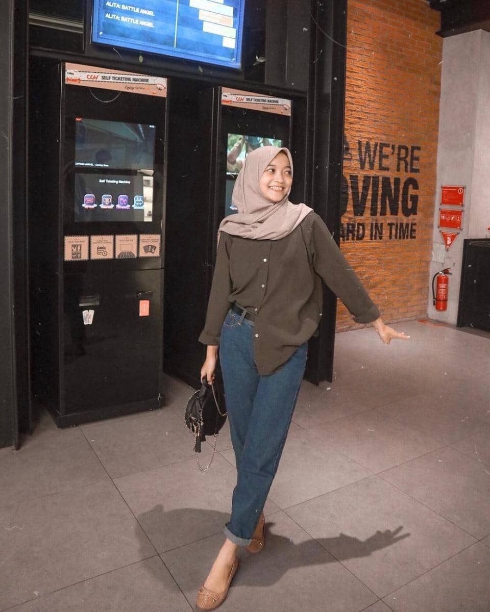 ootd kemeja hijab