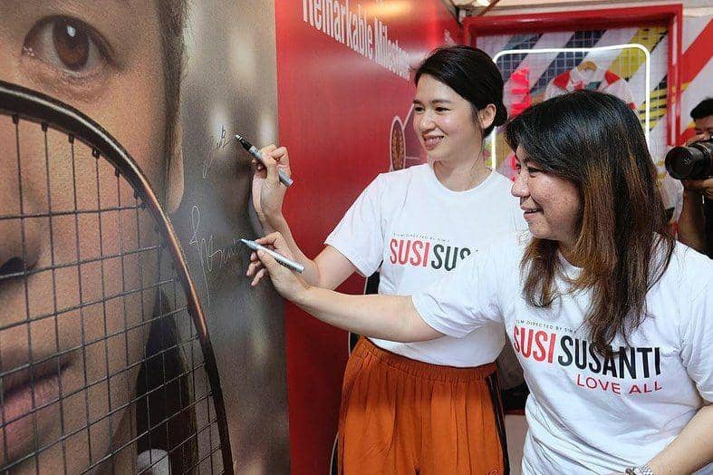 Instagram.com/laurabas