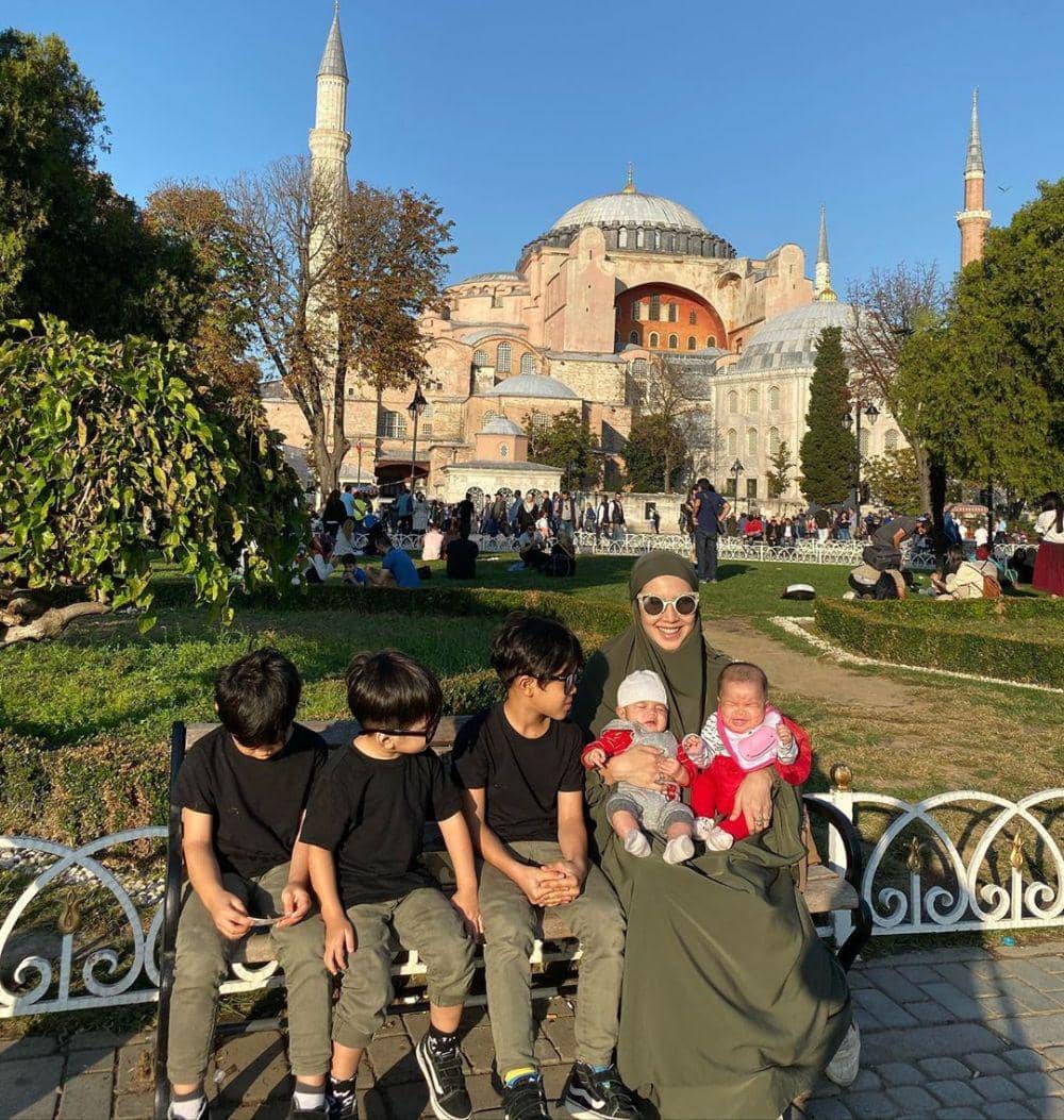 Instagram.com/ratnagalih