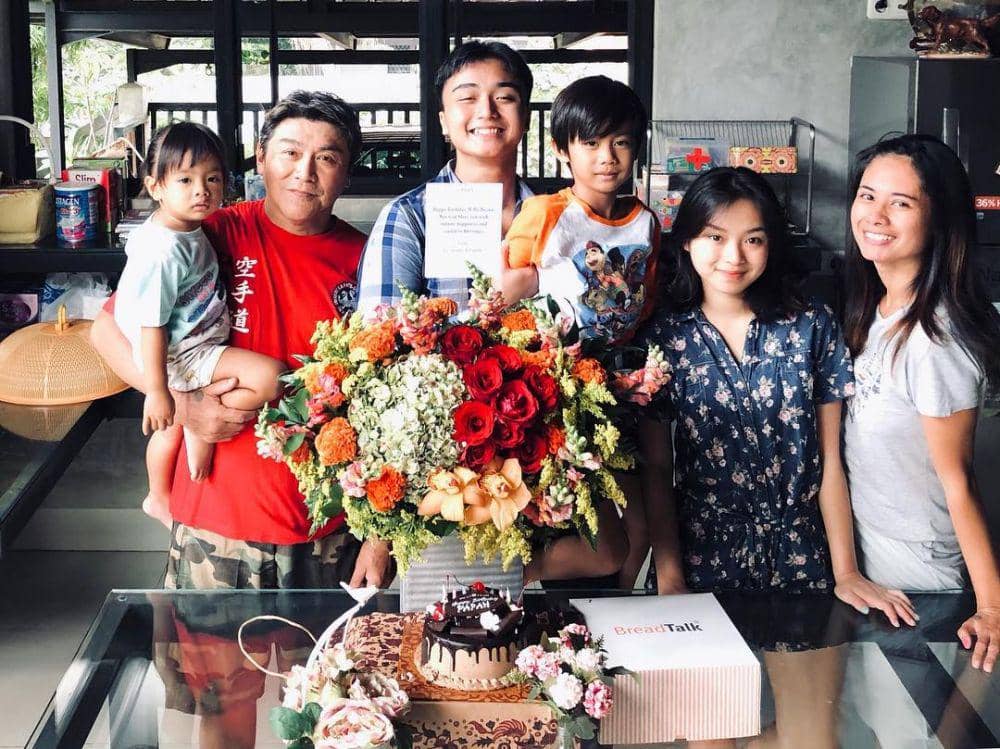 instagram.com/leonkikey0127