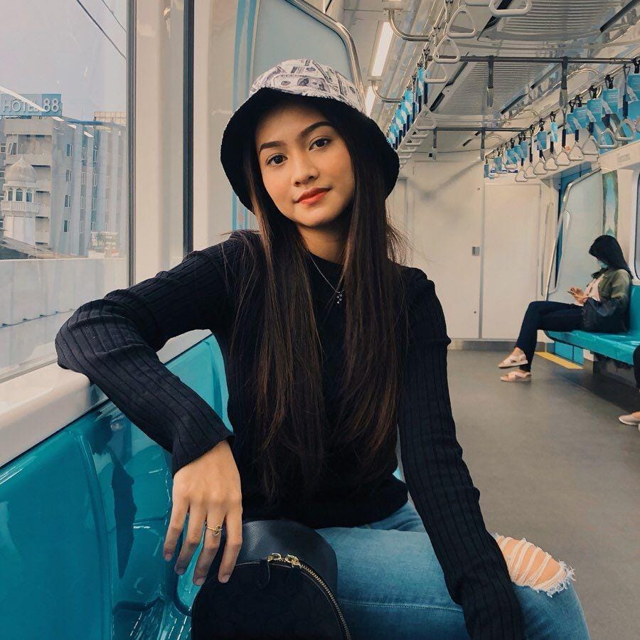 Instagram.com/sarahtuff_