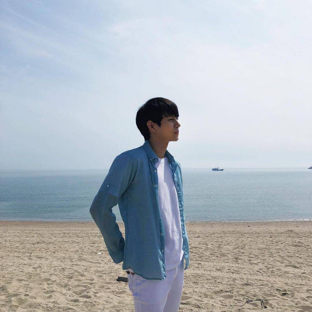 instagram.com/outerkorea_official