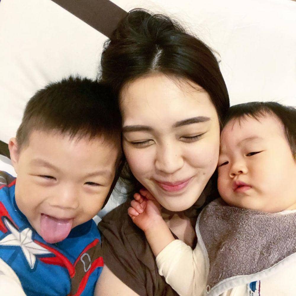 Instagram.com/vanialarissa