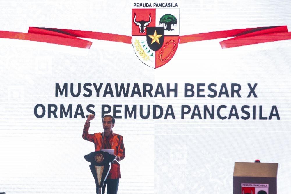 Presiden Jokowi menghadiri peresmian pembukaan Musyawarah Besar (Mubes) X dan Perayaan HUT ke-60 Pemuda Pancasila di Jakarta, Sabtu (26/10) ANTARA FOTO/Reno Esnir
