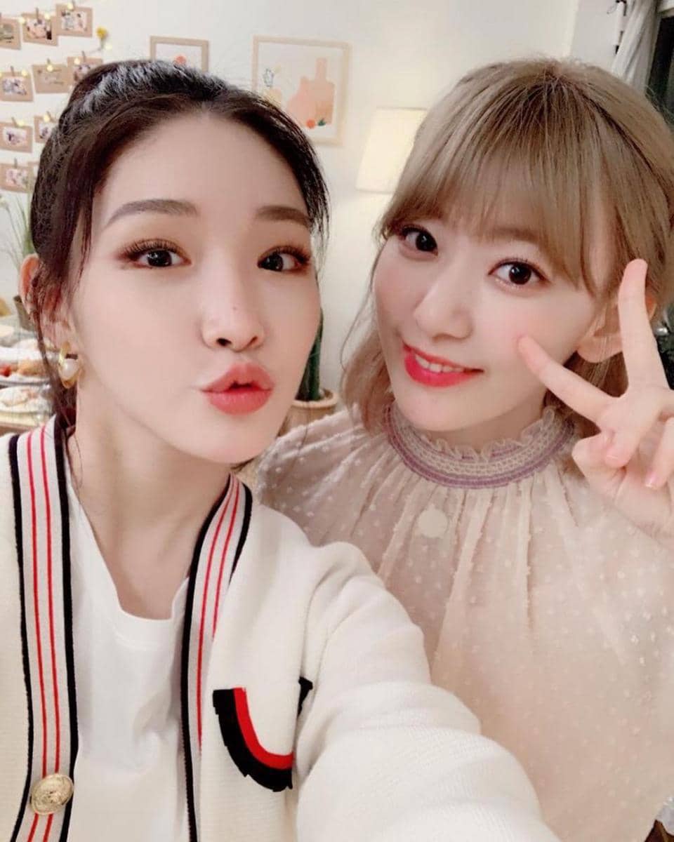 instagram.com/chungha_official