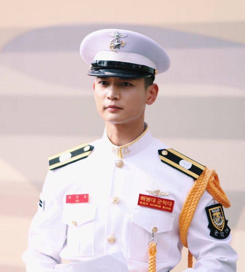 instagram.com/lovetoshinee