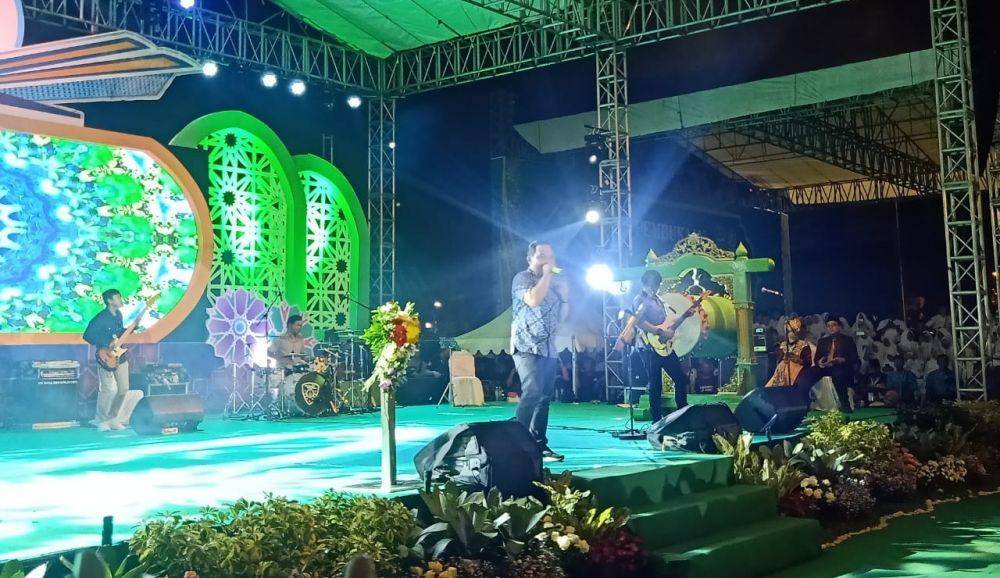 Wali Band saat membuka MTQ Jatim ke 28, di Kabupaten. IDN Times/Imron