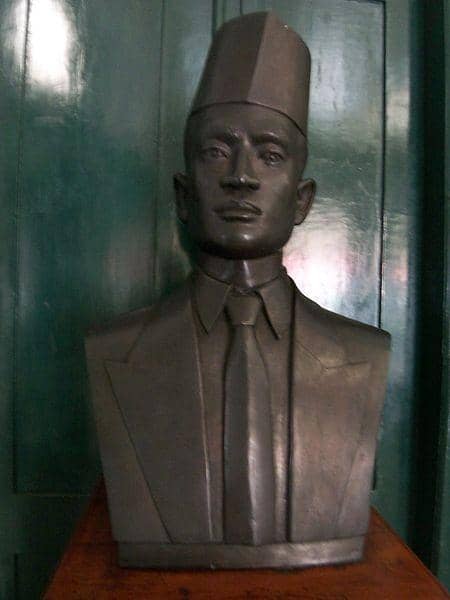 Wikipedia.org/Naidndeso